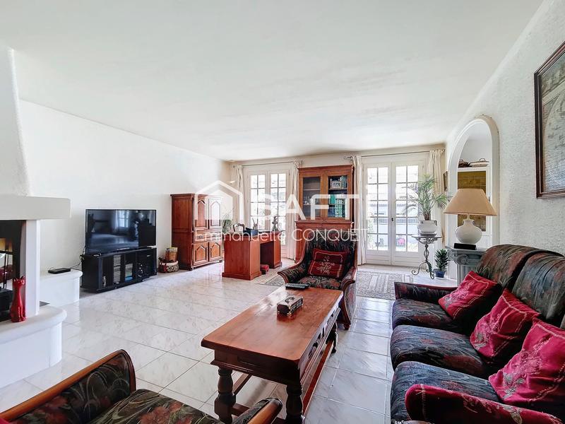 Maison - 178 m² - 8 pièces