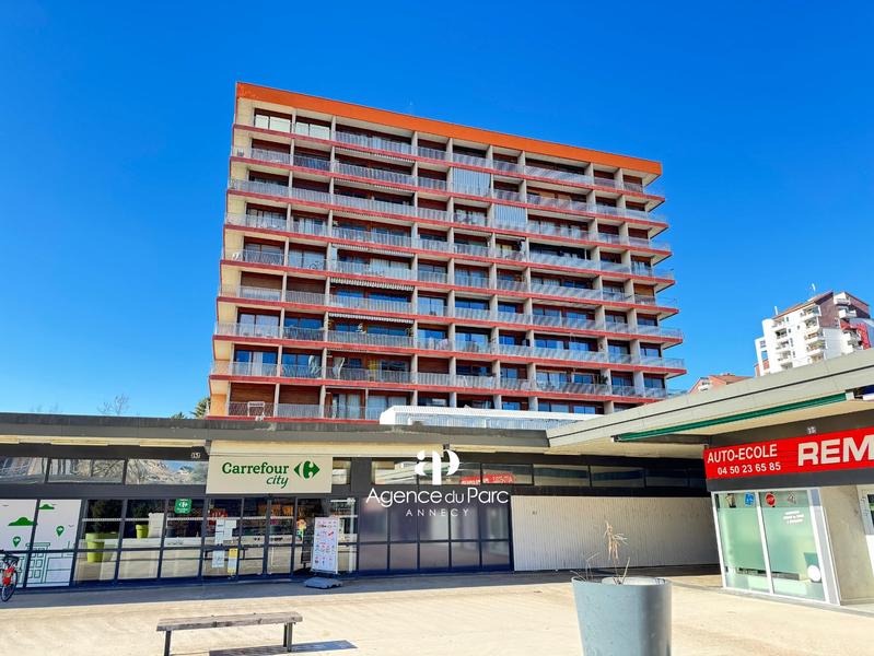 Appartement - 141 m² - 6 pièces