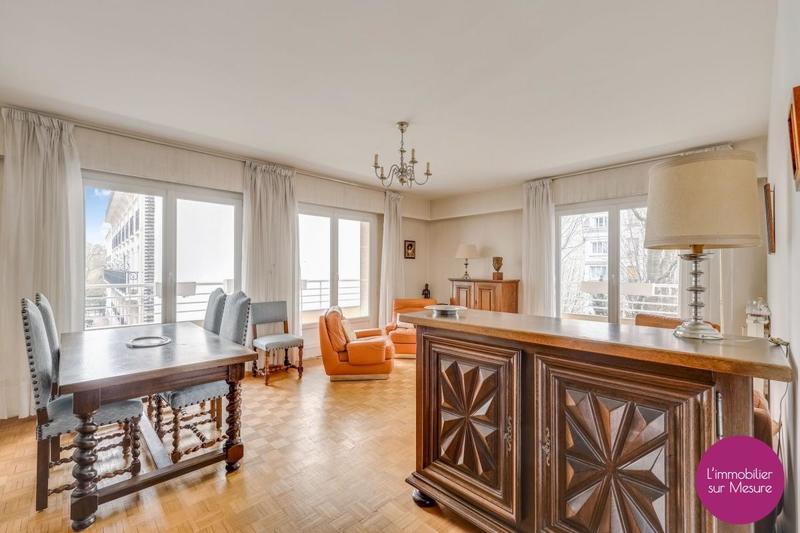 Appartement - 98 m² - 5 pièces