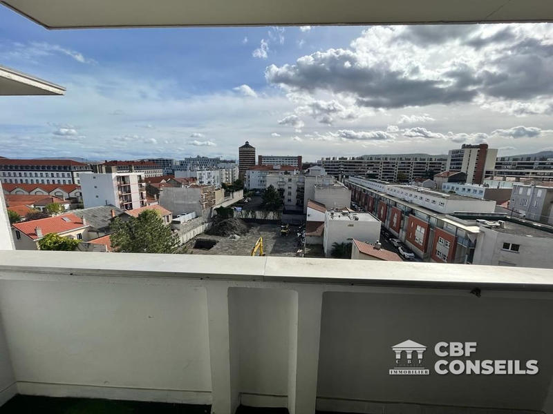 Appartement - 65 m² - 4 pièces