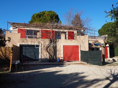 Maison traditionnelle - 165 m² - 6 pièces