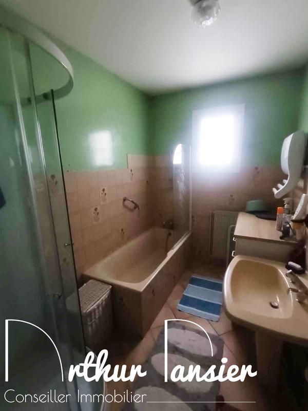 Maison traditionnelle - 126 m² - 4 pièces