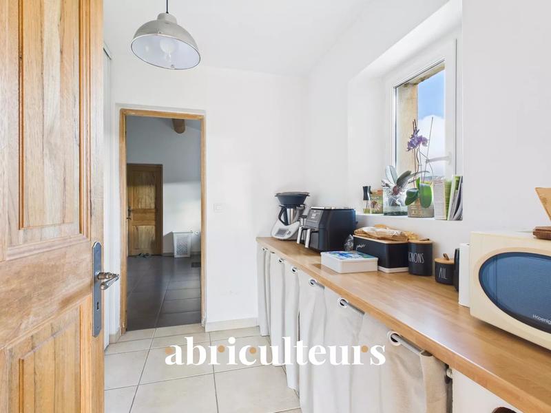 Maison - 170 m² - 5 pièces