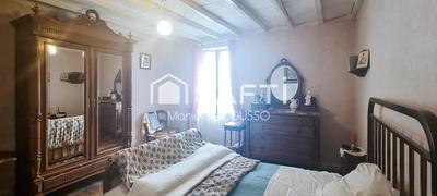 Maison - 237 m² - 8 pièces