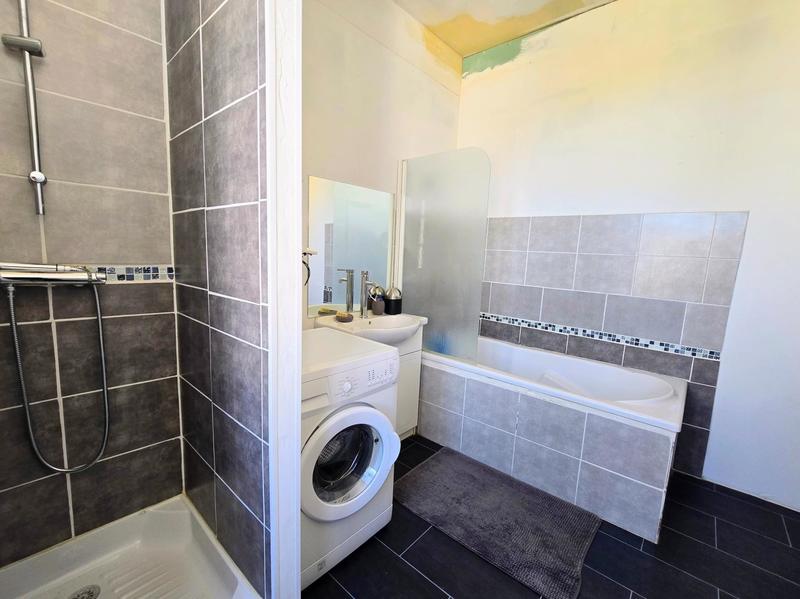 Maison - 322 m² - 9 pièces