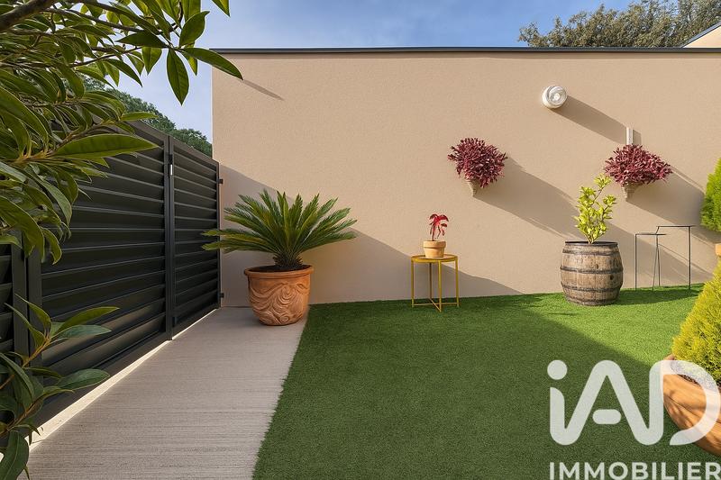 Maison - 95 m² - 4 pièces