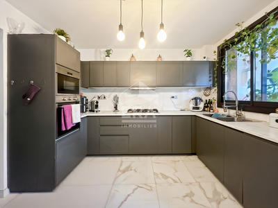 Appartement - 106 m² - 4 pièces