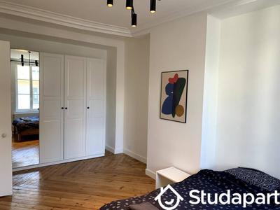 Chambre - 15 m² - 1 pièce