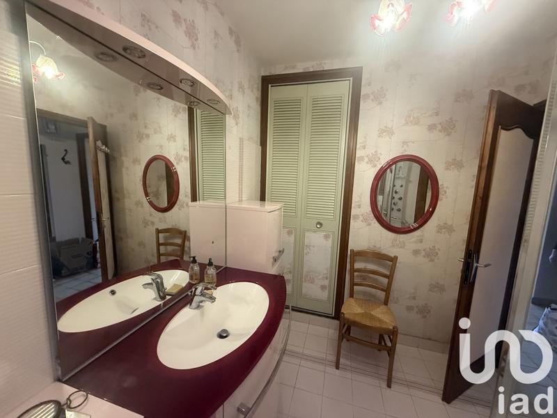 Maison - 195 m² - 7 pièces