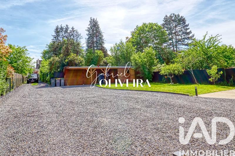 Maison - 210 m² - 7 pièces