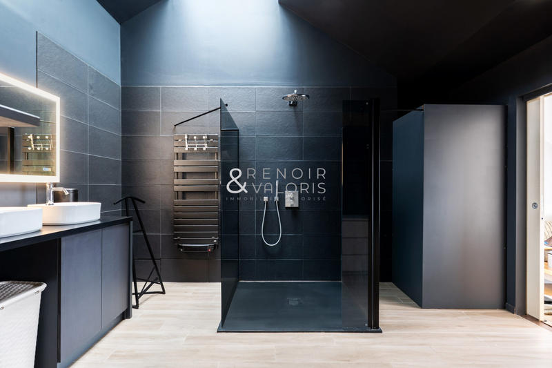 Appartement - 129 m² - 4 pièces