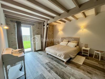 Corps de ferme - 371 m² - 9 pièces