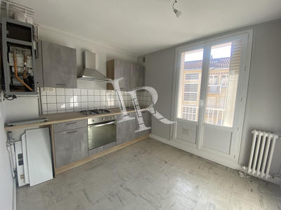 Appartement - 49 m² - 3 pièces