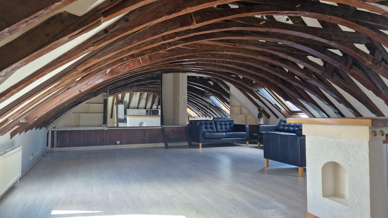 Appartement - 96 m² - 3 pièces