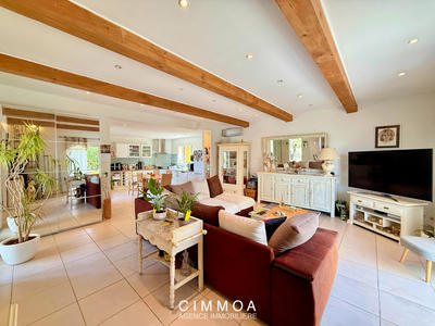 Maison - 85 m² - 3 pièces