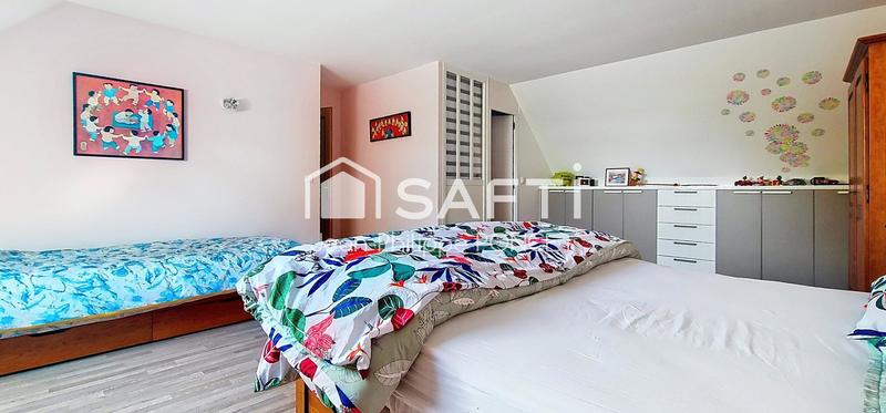 Maison - 270 m² - 7 pièces