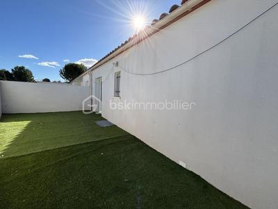 Villa - 80 m² - 4 pièces
