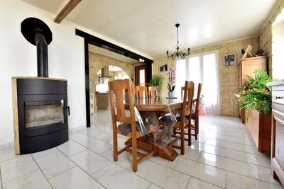 Maison de village - 140 m² - 5 pièces