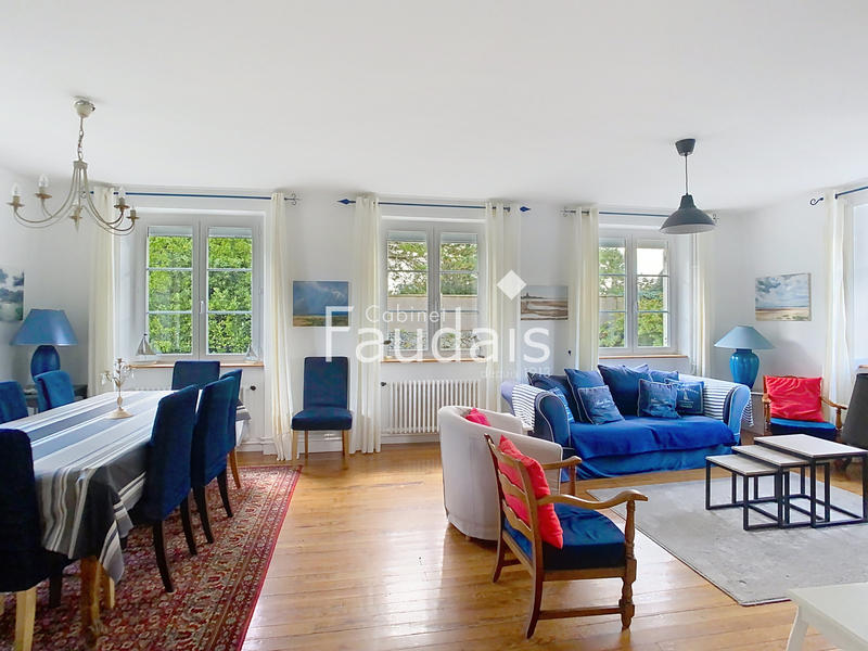 Villa - 100 m² - 7 pièces