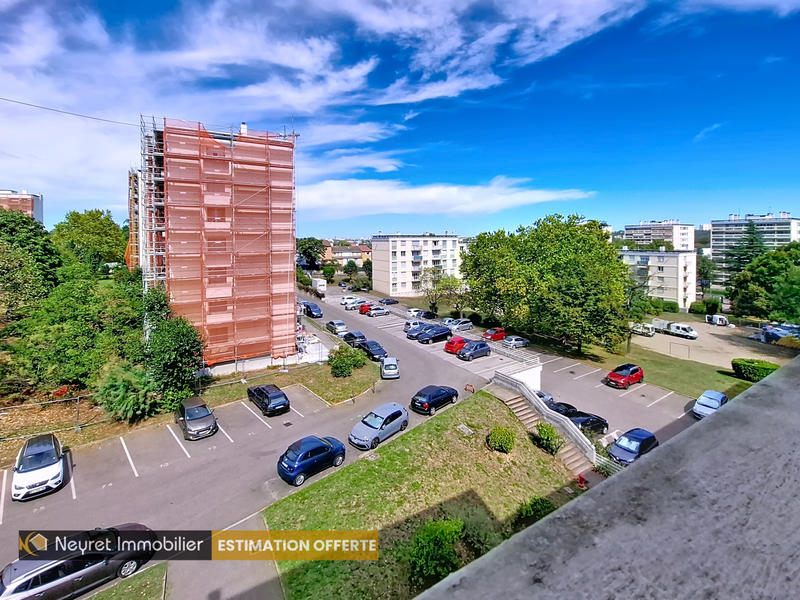 Appartement - 83 m² - 4 pièces