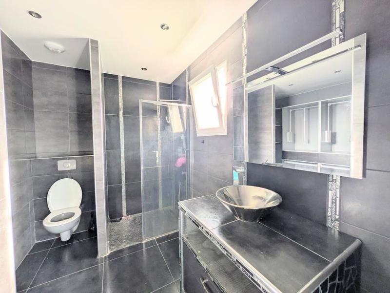 Maison - 106 m² - 4 pièces