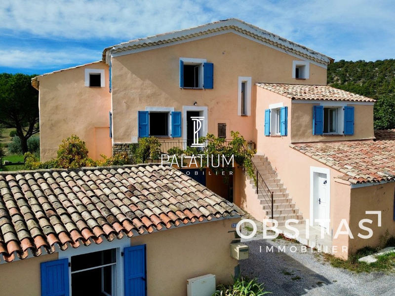 Maison - 195 m² - 6 pièces