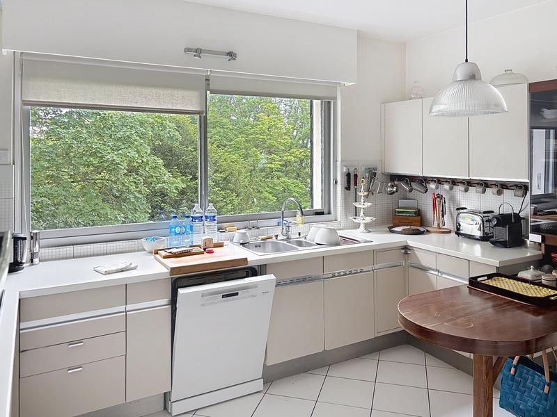 Appartement - 200 m² - 6 pièces