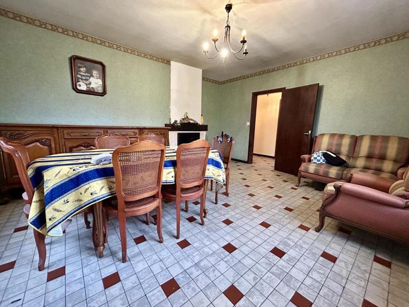 Maison - 90 m² - 4 pièces