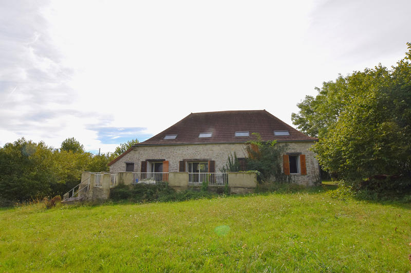 Maison - 150 m² - 6 pièces