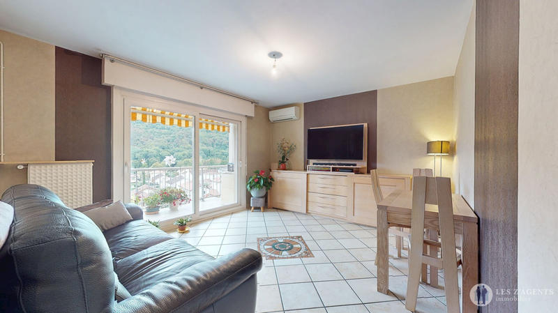 Appartement - 75 m² - 4 pièces