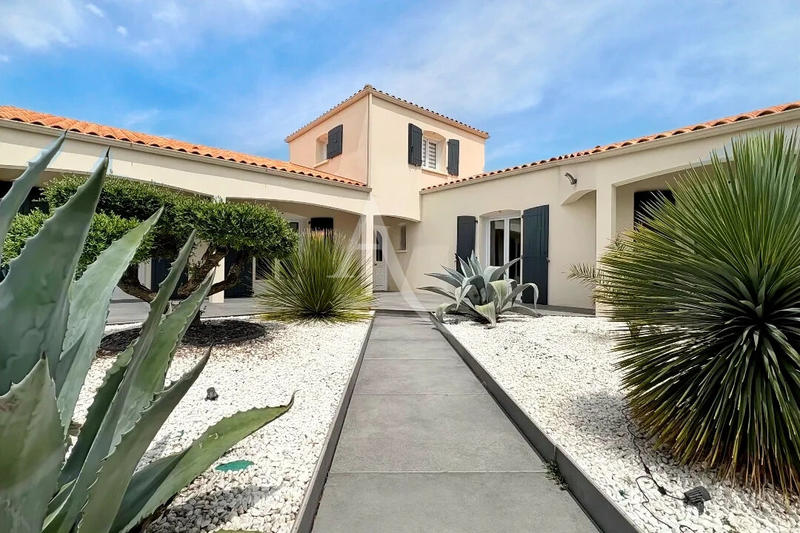 Maison - 162 m² - 6 pièces