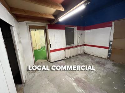 Local commercial - 646 m² - 21 pièces