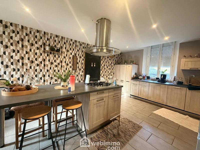 Maison - 184 m² - 6 pièces