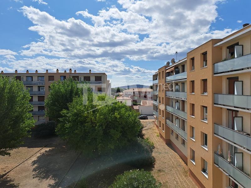 Appartement - 77 m² - 3 pièces