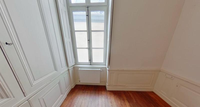 Appartement - 140 m² - 5 pièces