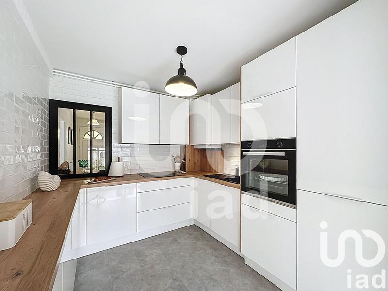 Maison - 157 m² - 7 pièces