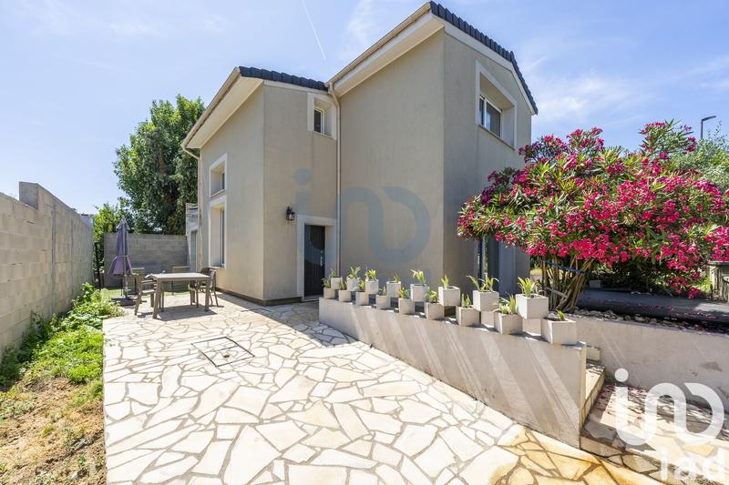 Maison - 160 m² - 7 pièces