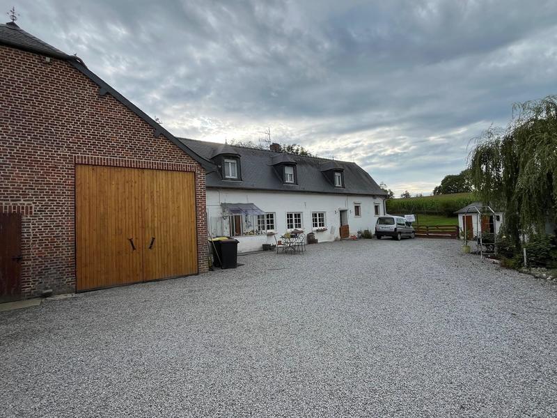 Corps de ferme - 263 m² - 13 pièces