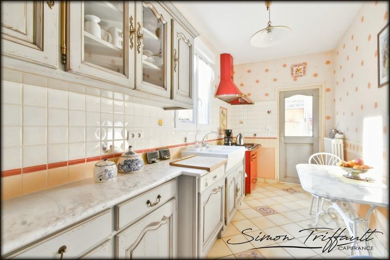 Maison - 246 m² - 10 pièces