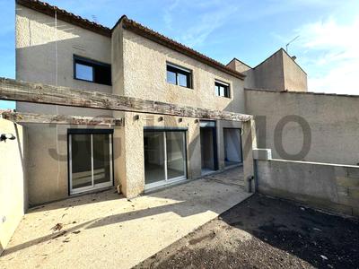 Maison - 97 m² - 6 pièces