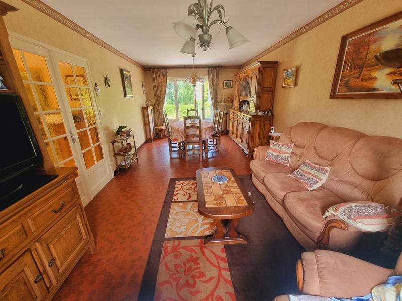 Maison - 92 m² - 5 pièces