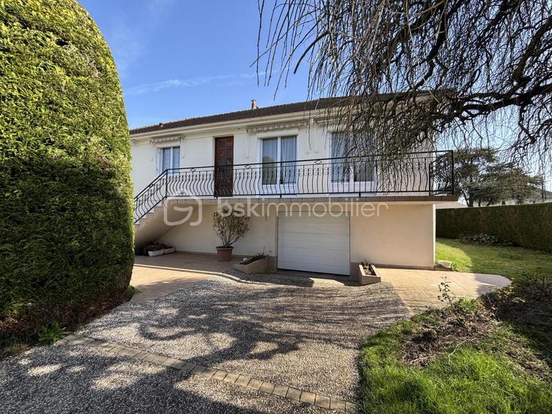 Maison - 103 m² - 6 pièces