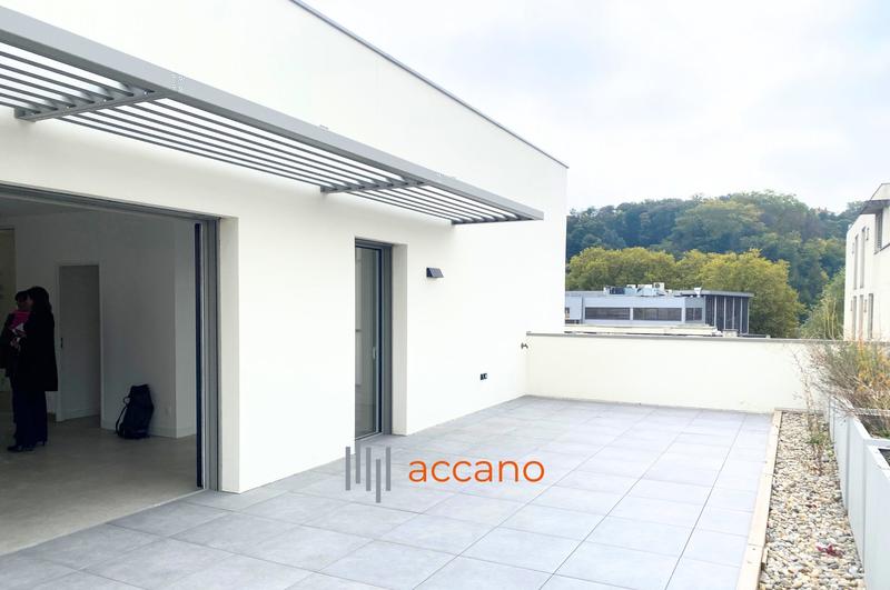 Appartement - 105 m² - 5 pièces