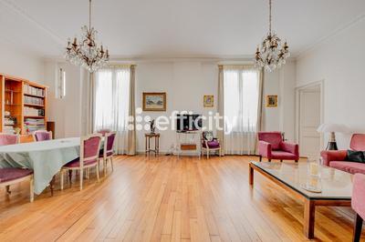 Appartement - 123 m² - 5 pièces