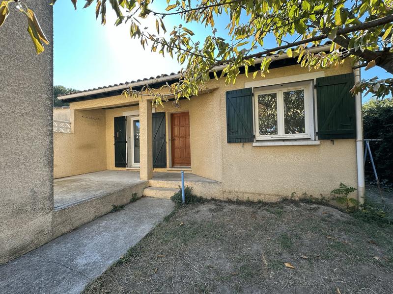 Villa - 100 m² - 5 pièces