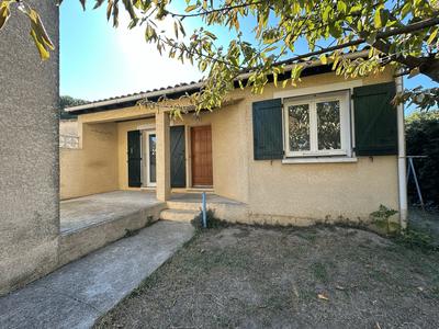 Villa - 100 m² - 5 pièces