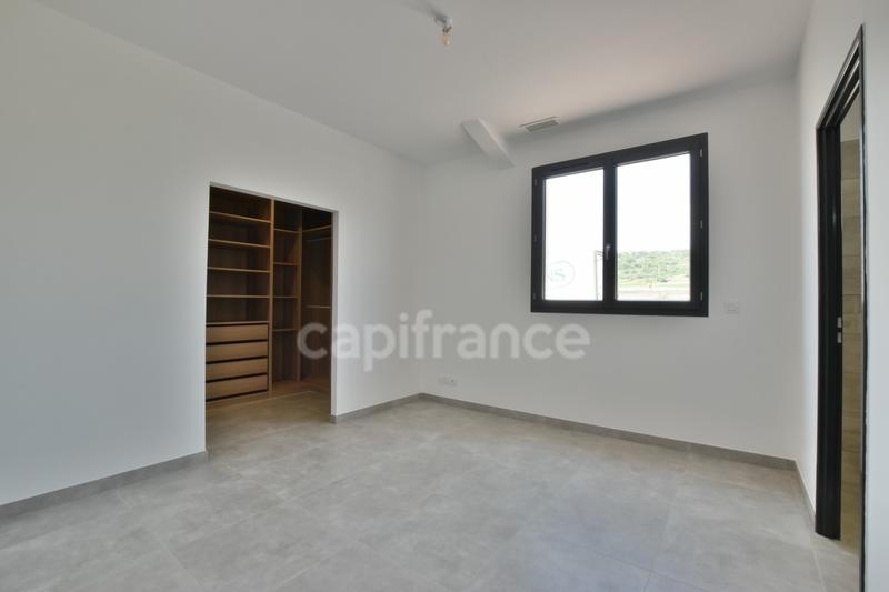 Maison - 165 m² - 4 pièces