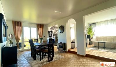 Appartement - 101 m² - 6 pièces