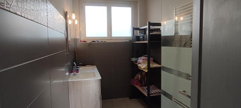 Maison - 80 m² - 5 pièces