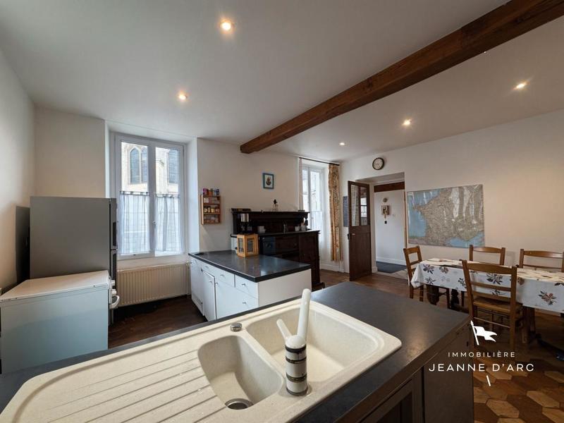 Maison de village - 176 m² - 7 pièces